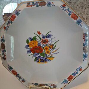 Japanese porcelain Arita Porcelain Deep Plate Handpainted Floral Motif Gold Rim